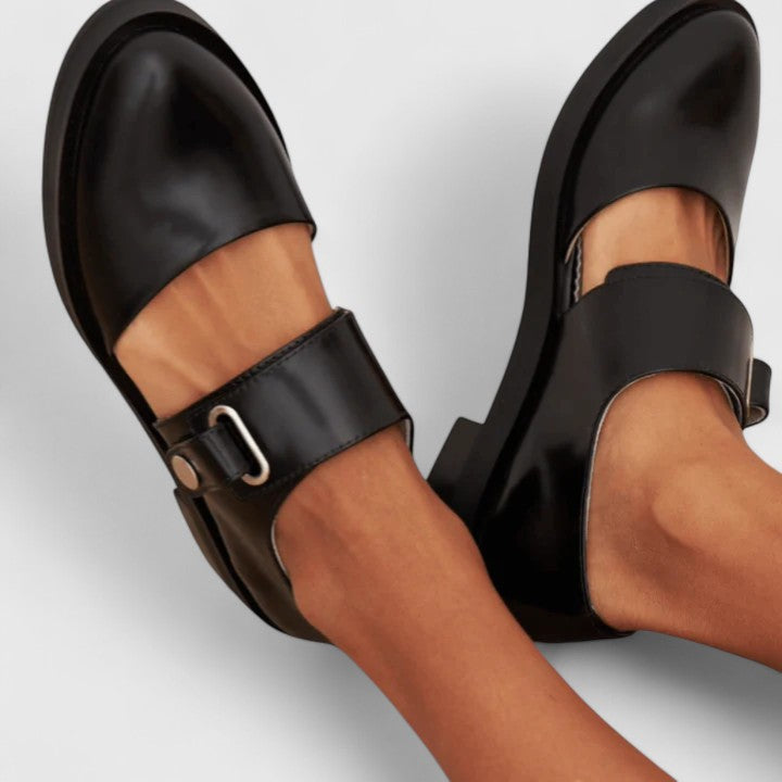 Black / 34 EU