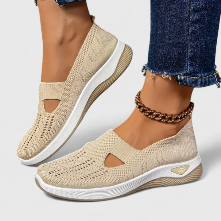 Light Brown / 43 EU