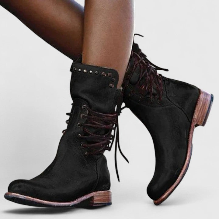 Black / 43 EU