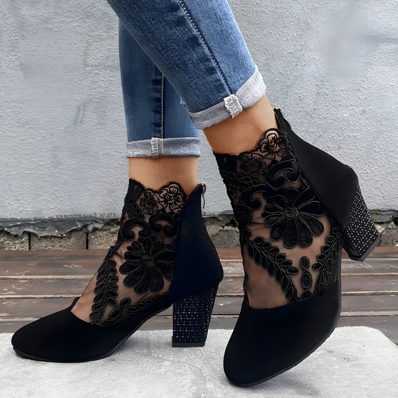 Black / 4.5
