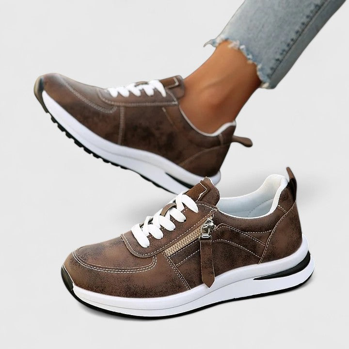 Brown / 43 EU