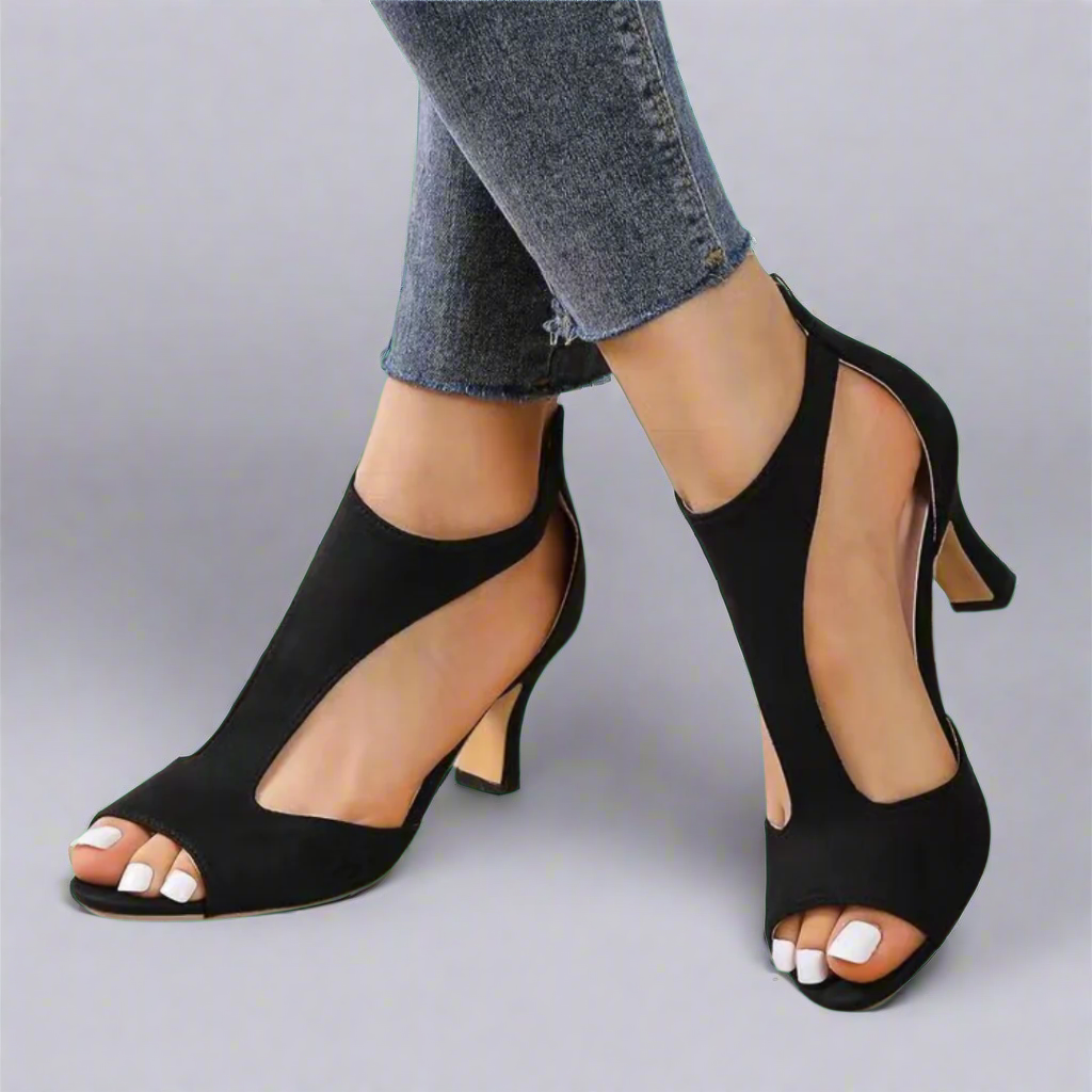 Black / 39 EU