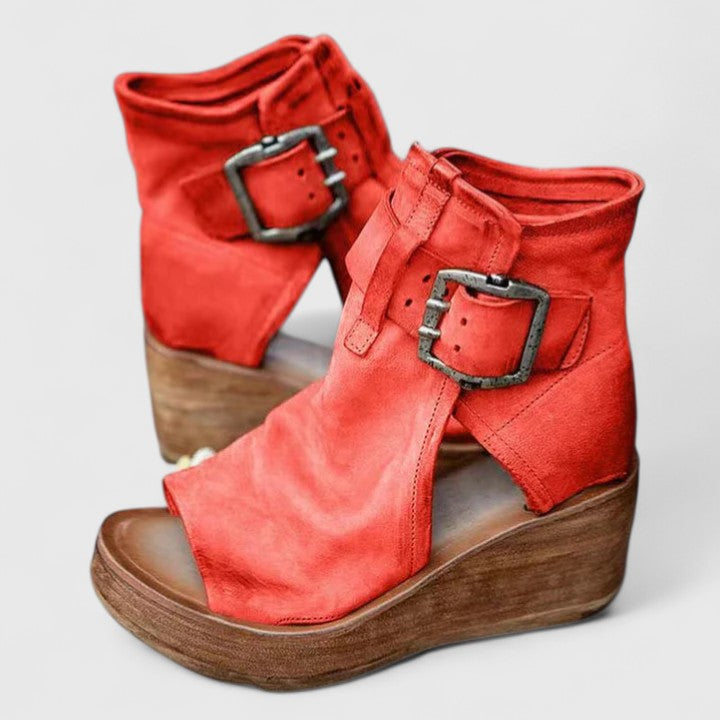 Red / 43 EU