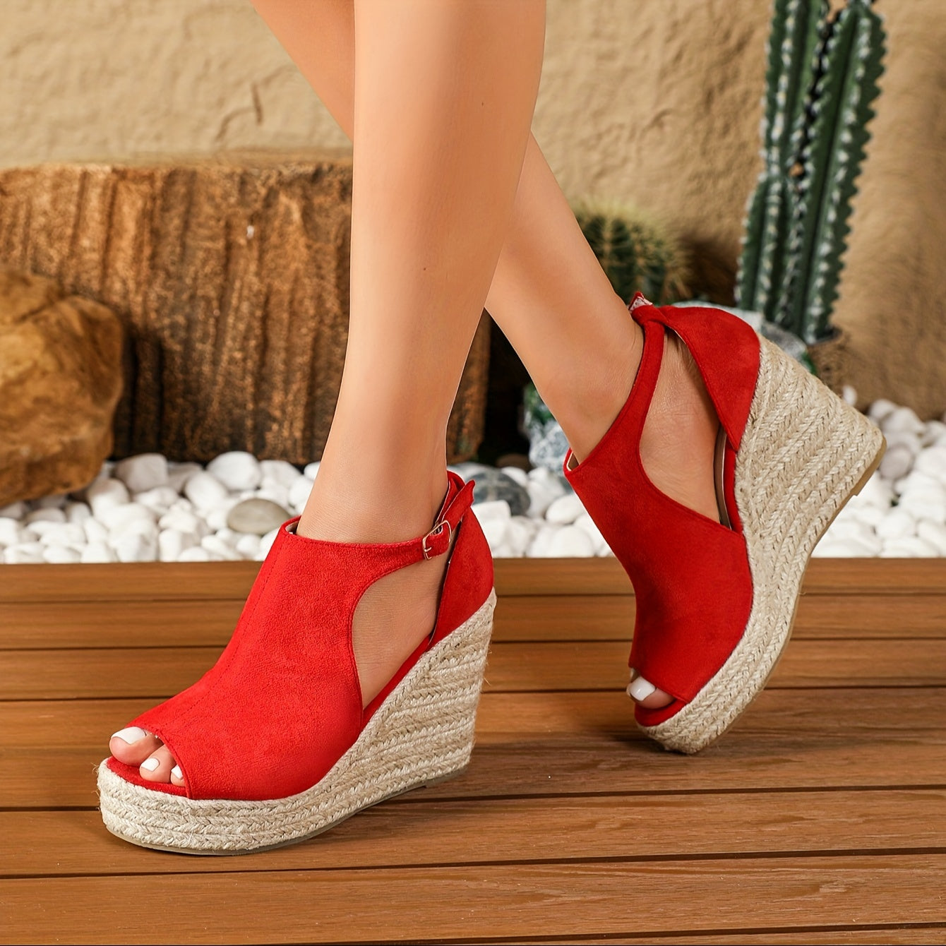Red / 35 EU