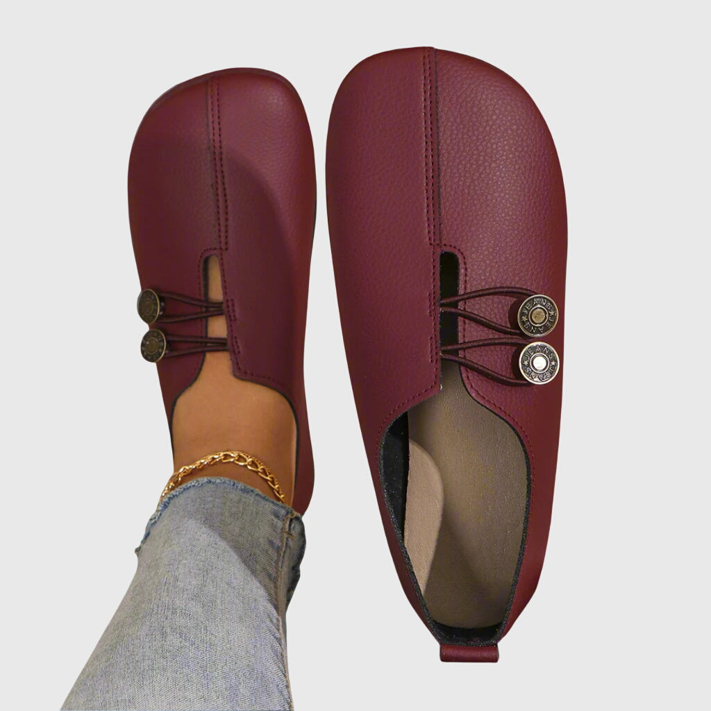 Red / 43 EU