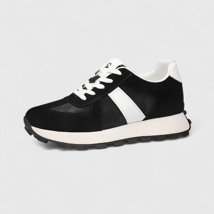 Black / 43 EU