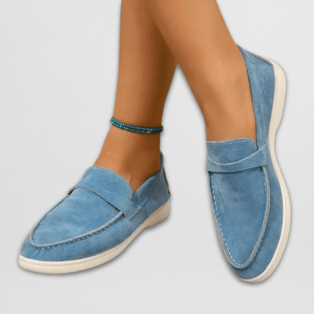 Blue / 42 EU