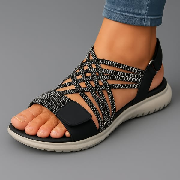 Black / 42 EU