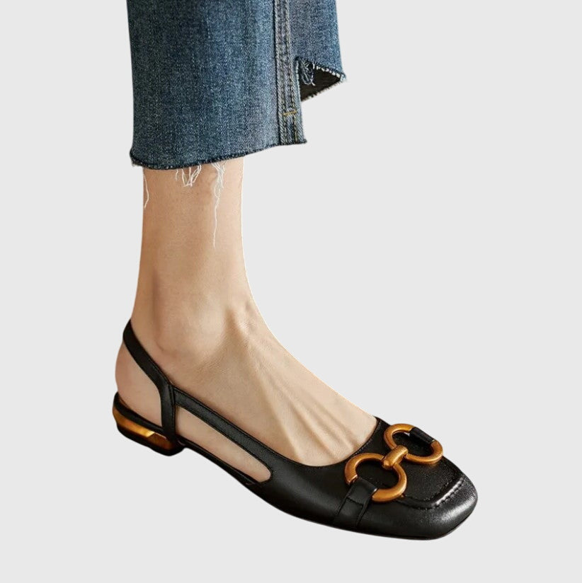 Black / 42 EU