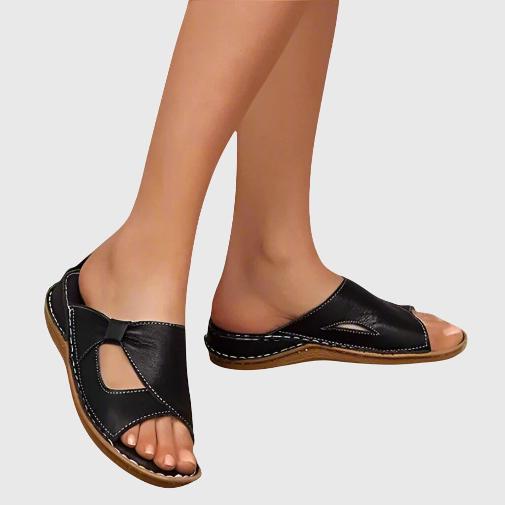 Black / 43 EU