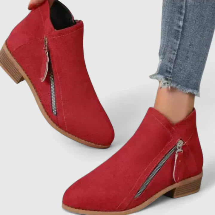 Red / 43 EU