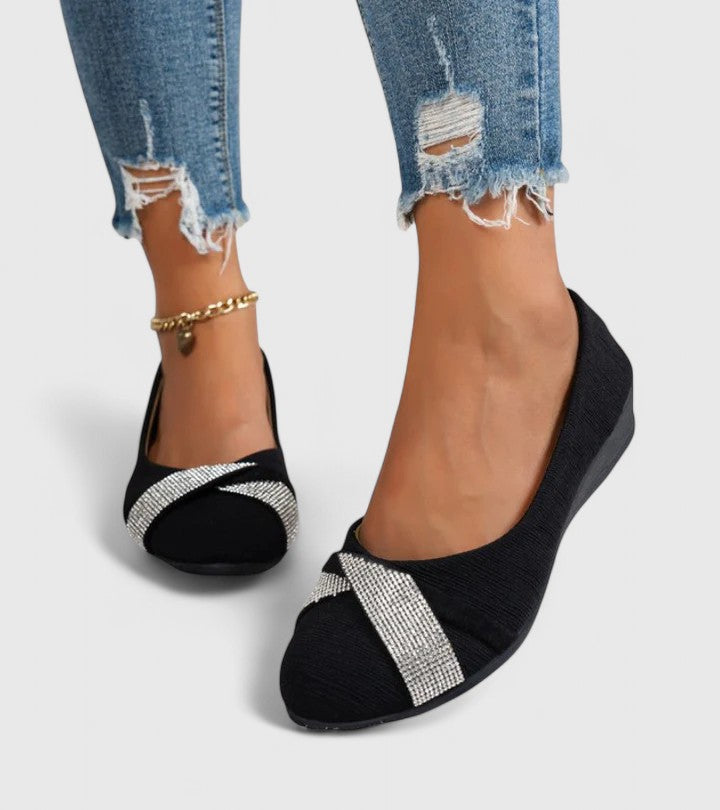 Black / 43 EU