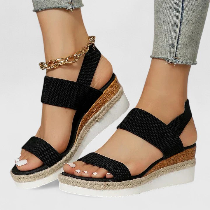 Black / 43 EU