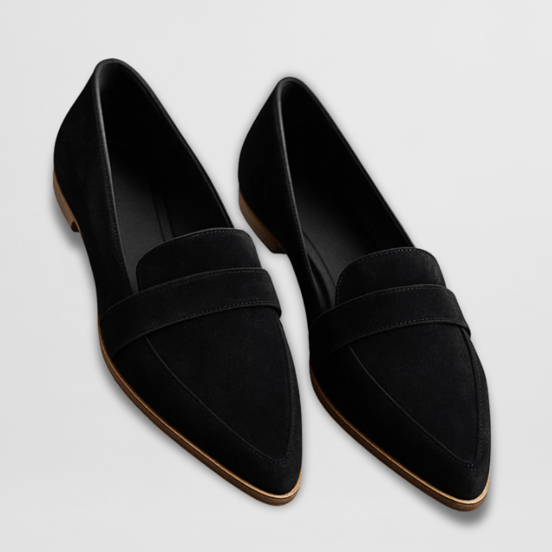 Black / 42 EU
