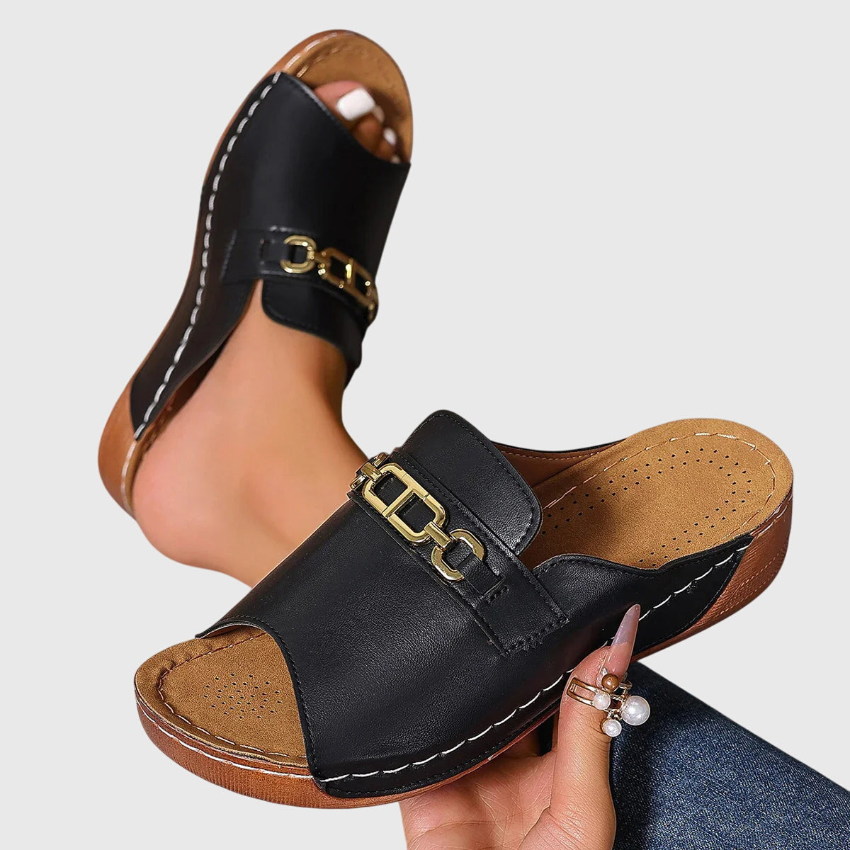 Black / 43 EU