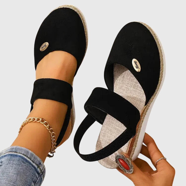 Black / 43 EU