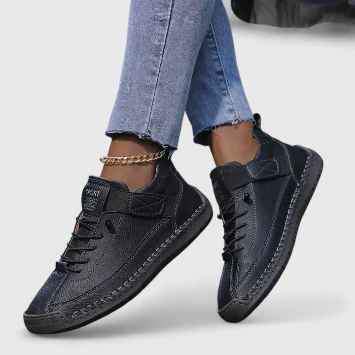 Black / 35 EU