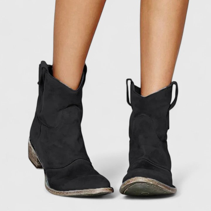 Black / 43 EU