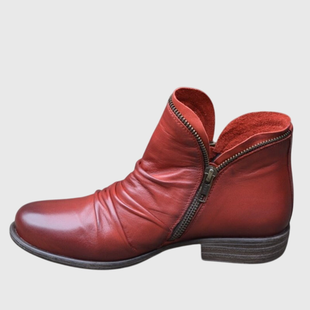 Red / 43 EU
