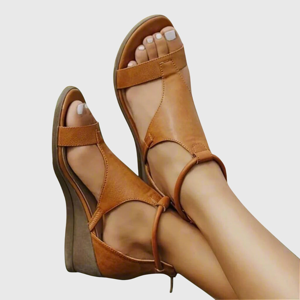 Brown / 43 EU