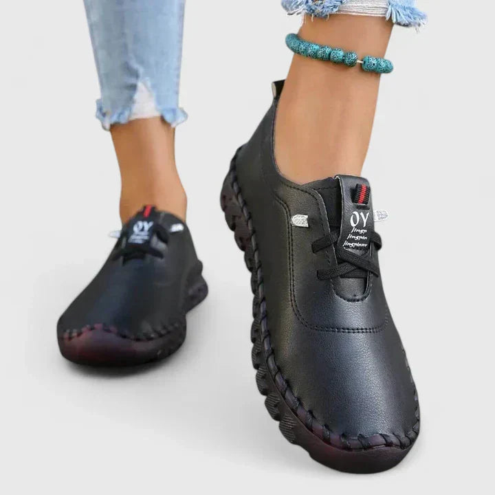 Black / 43 EU
