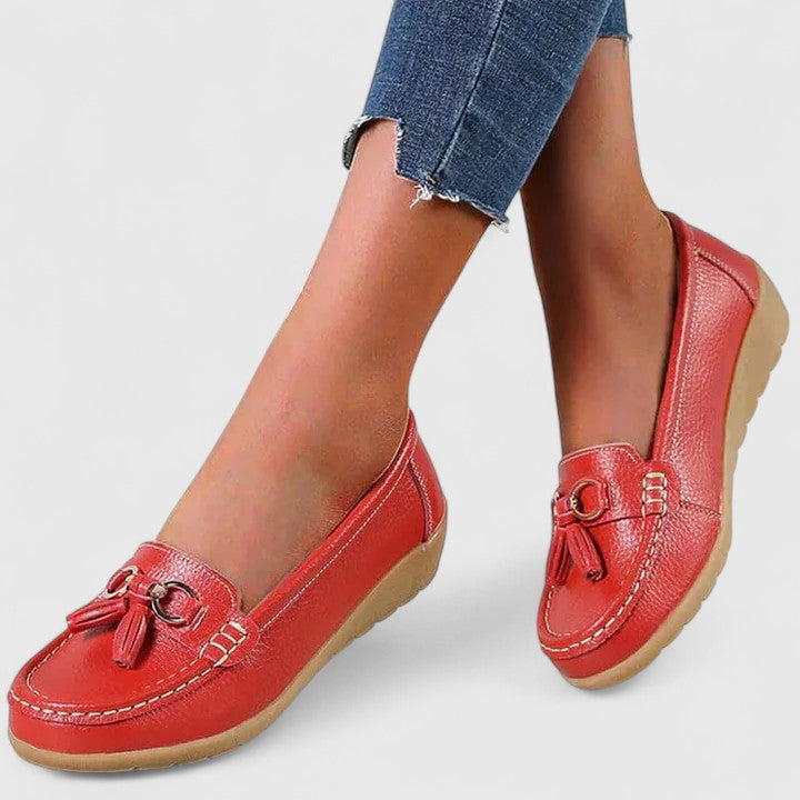 Red / 43 EU
