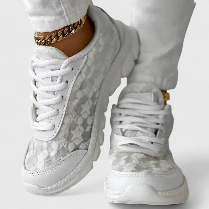 White / 36 EU