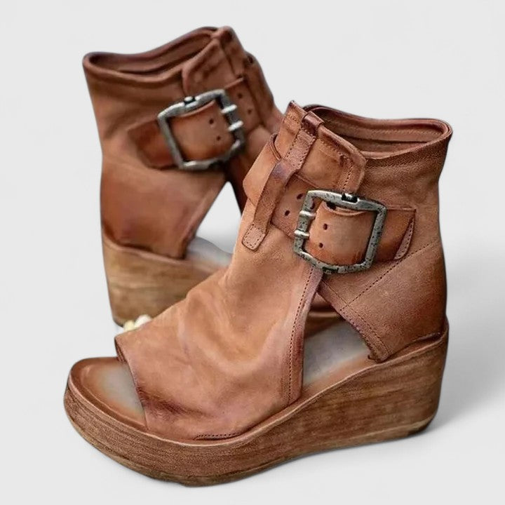 Brown / 43 EU