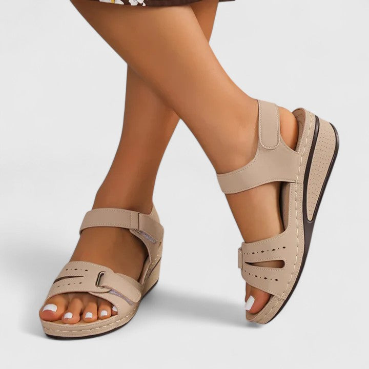 Beige / 43 EU