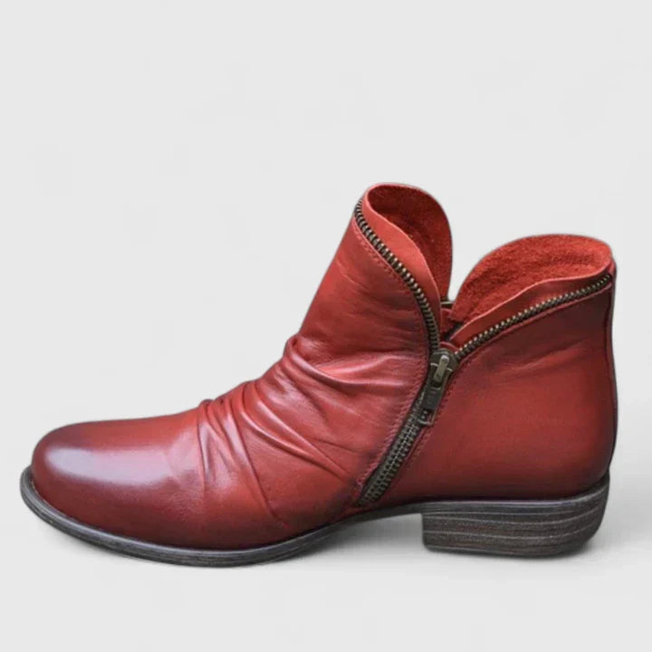 Red / 43 EU