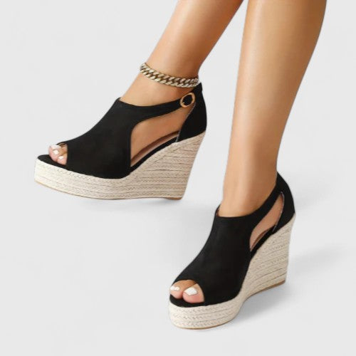 Black / 43 EU