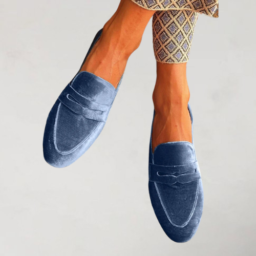 Blue / 35 EU