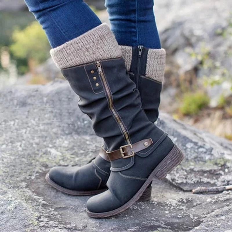 Black / 43 EU