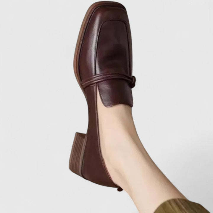 Brown / 42 EU