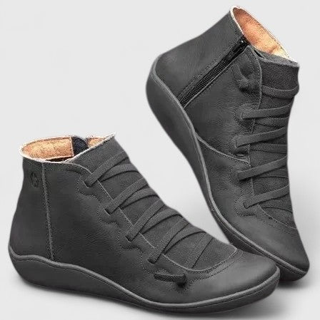 Black / 40 EU