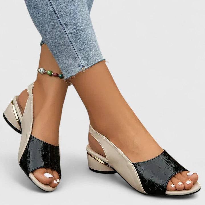 Black / 43 EU