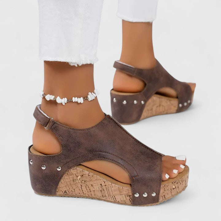 Brown / 42 EU