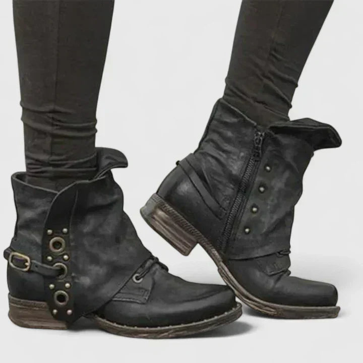 Black / 6
