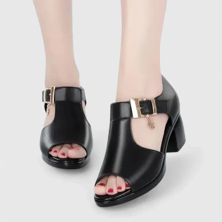 Black / 39 EU