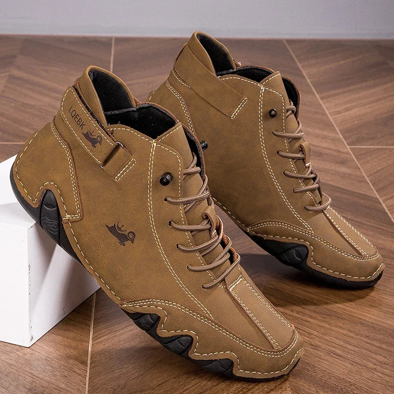 Brown / 42 EU