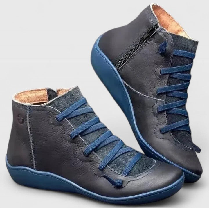 Blue / 42 EU
