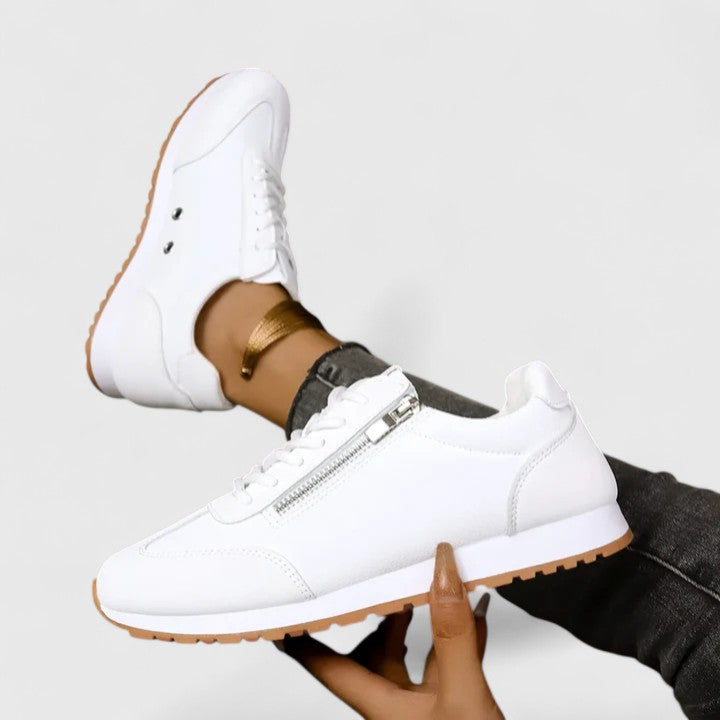 White / 40 EU
