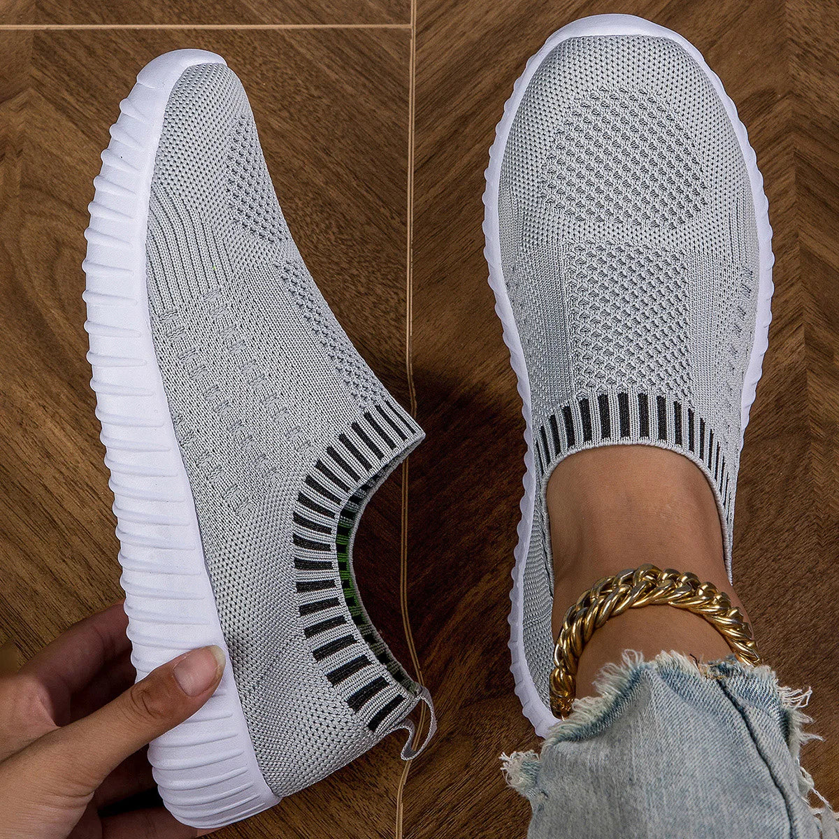 Gray / 42 EU