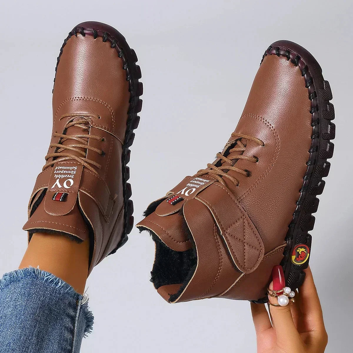 Brown / 43 EU