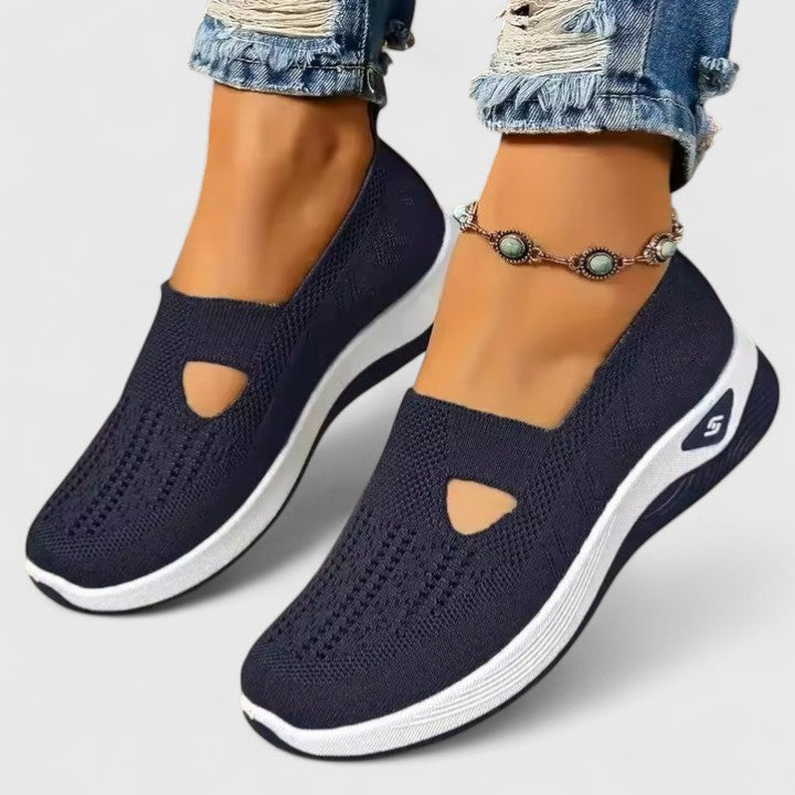 Dark Blue / 43 EU