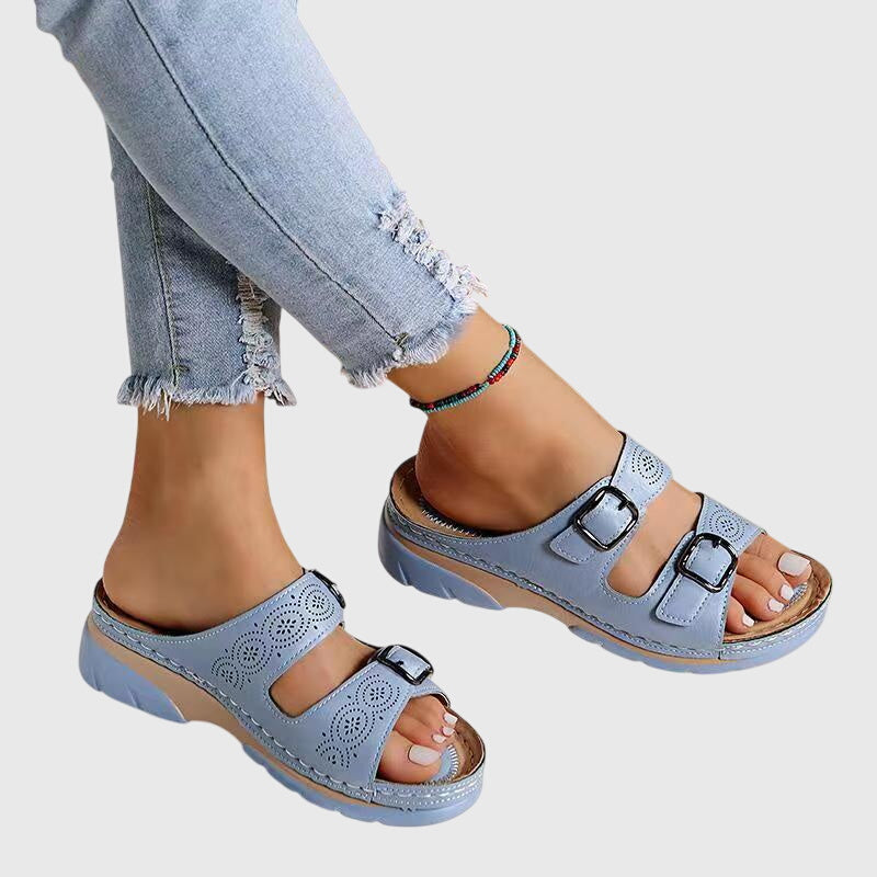 Light Blue / 42 EU