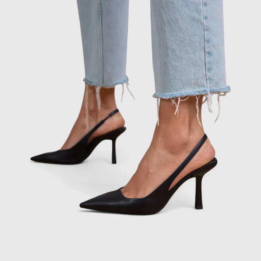Black Leather / 42 EU