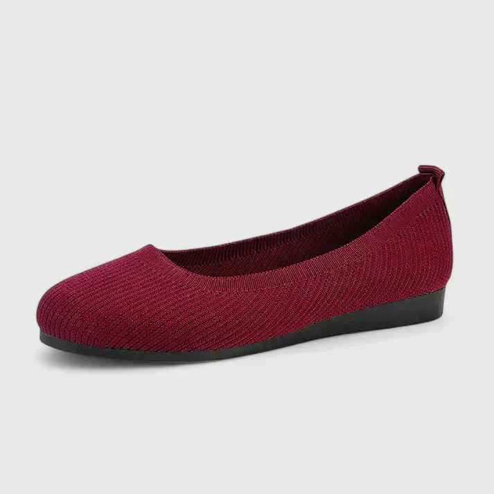 Burgundy / 42 EU