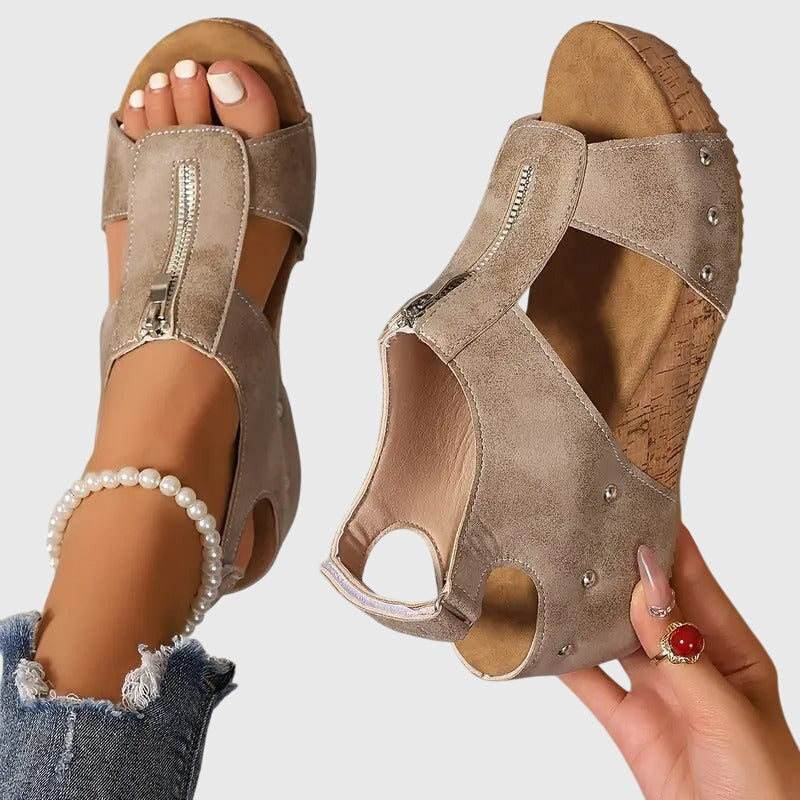 Beige / 43 EU