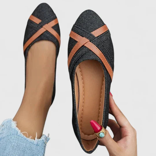 Black / 43 EU